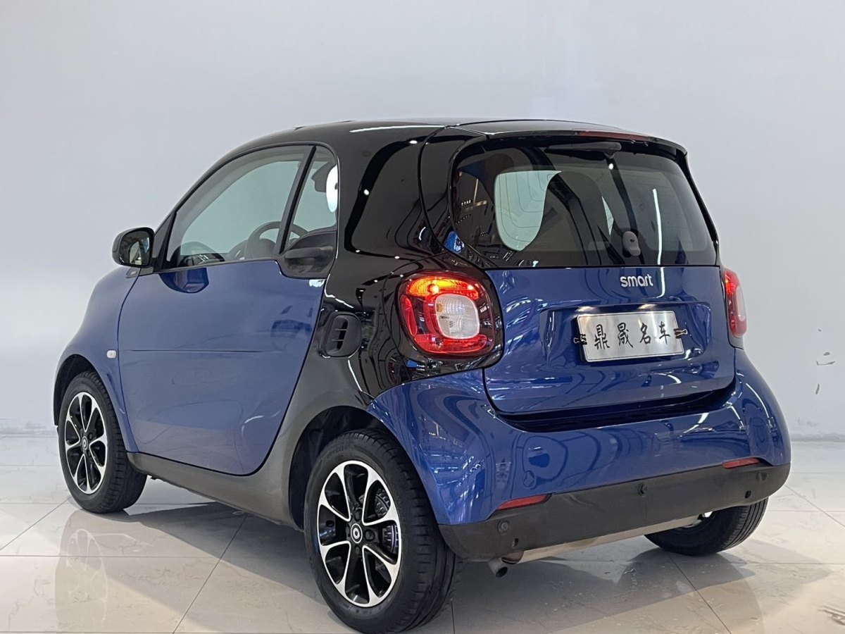 smart fortwo  2015款 1.0L 52千瓦硬頂激情版圖片