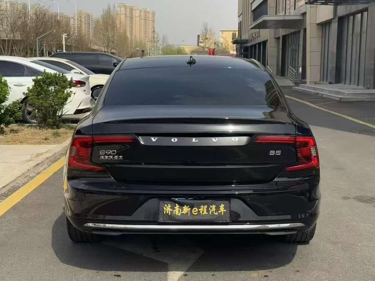 沃爾沃 S90  2023款 B5 智遠豪華版圖片