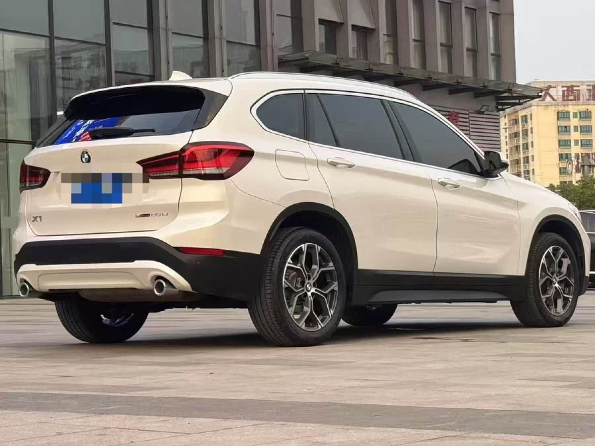 寶馬 寶馬X1  2021款 改款 sDrive25Li 領(lǐng)先型圖片