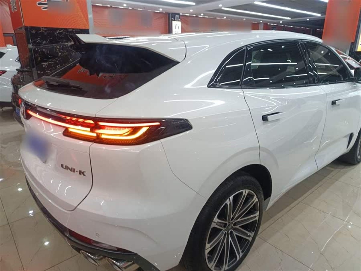 長安 長安UNI-K  2021款 2.0T 尊貴型圖片