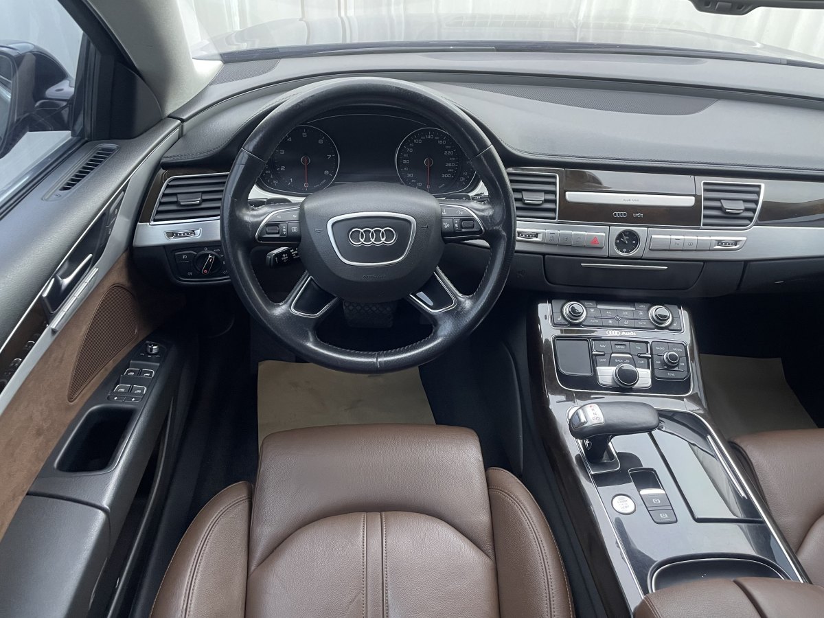 奧迪 奧迪A8  2013款 A8L 45 TFSI quattro舒適型圖片