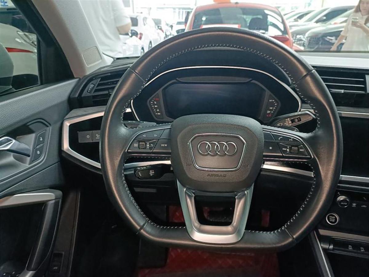 奧迪 奧迪Q3  2020款 40 TFSI 時尚動感型圖片