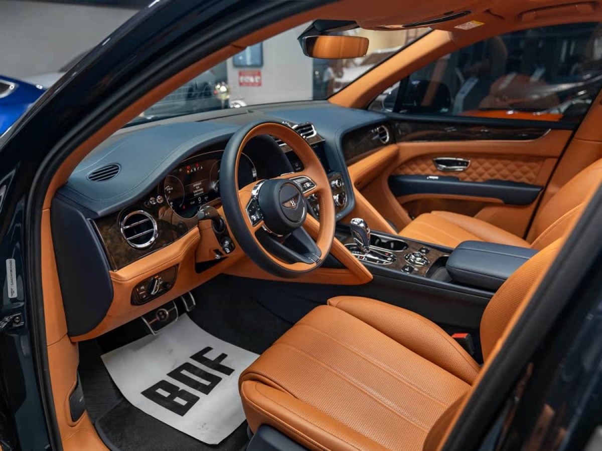 賓利 添越  2021款 4.0T V8圖片