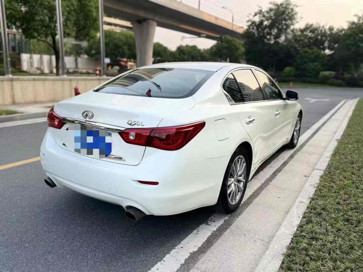 英菲尼迪 Q50L  2015款 2.0T 舒適版圖片