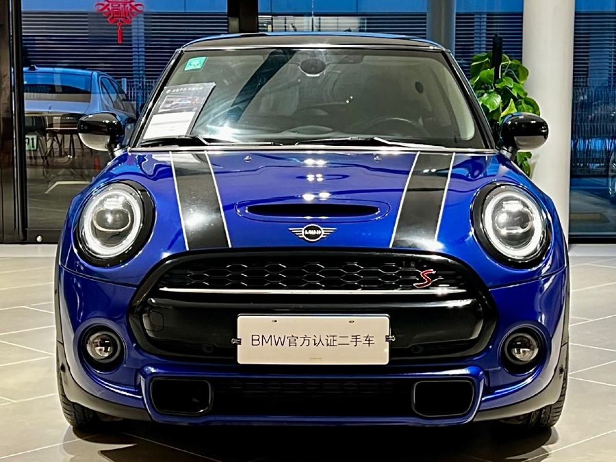 MINI MINI  2019款 2.0T COOPER S 藝術(shù)家圖片