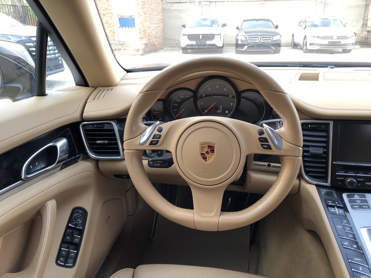 保时捷 Panamera  2014款 Panamera Executive 3.0T图片