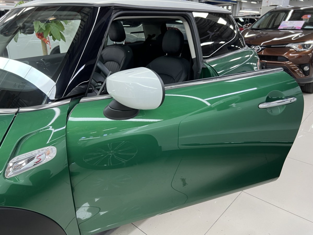 2020年9月MINI MINI  2020款 2.0T COOPER S 賽車(chē)手