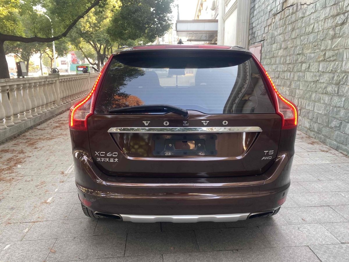 沃爾沃 XC60  2015款 T5 AWD 智遠版圖片