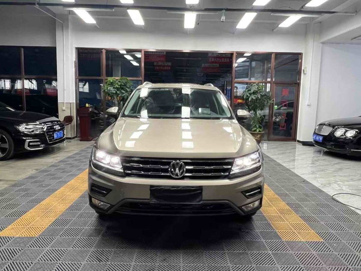 大眾 Tiguan  2019款  330TSI 四驅創(chuàng)睿型圖片