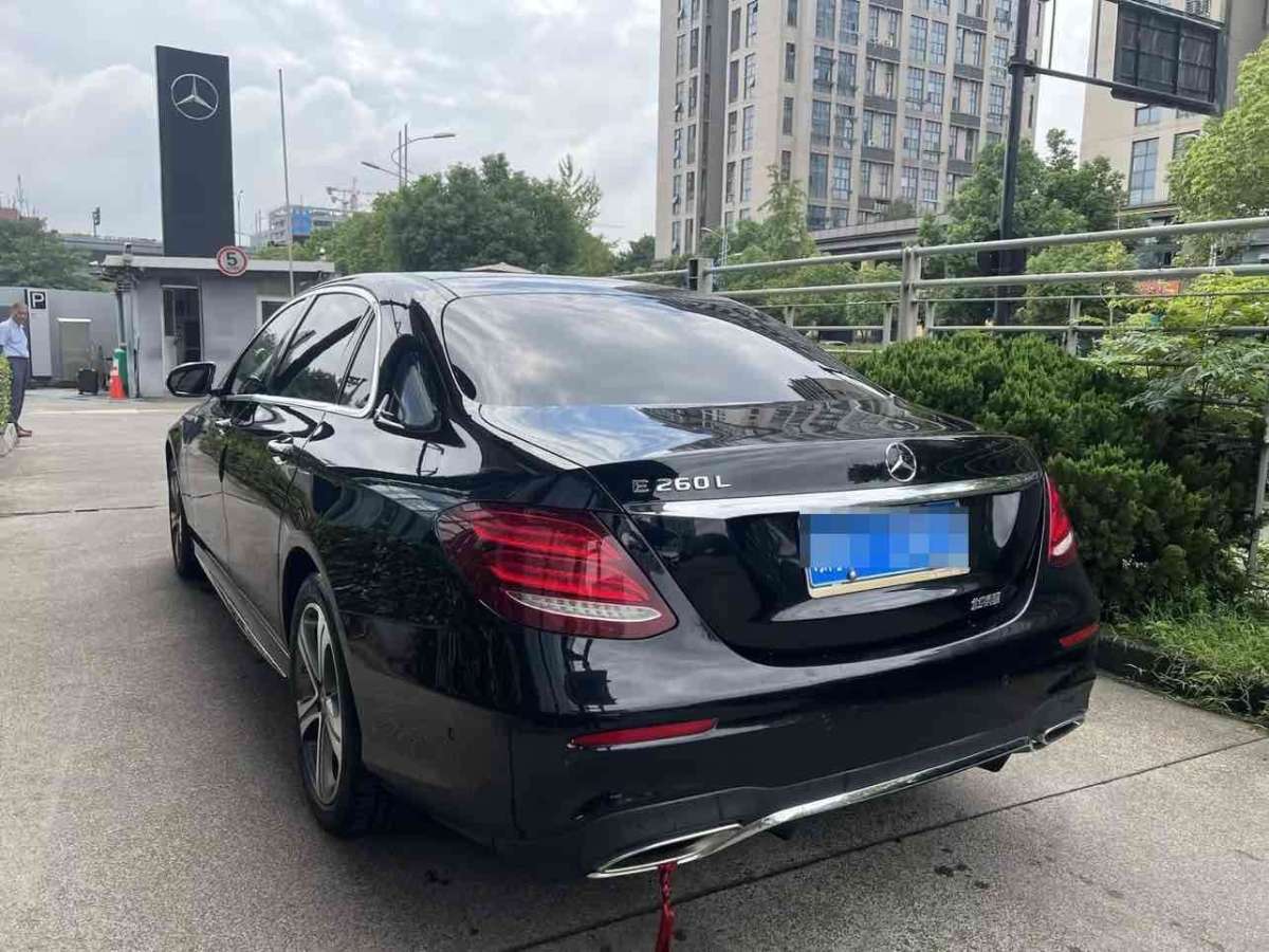 奔馳 奔馳E級  2019款 E 260 L 運動型圖片