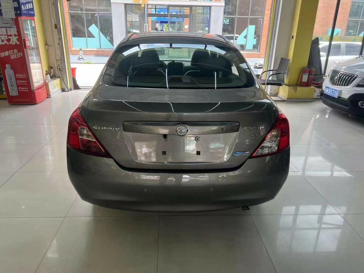 日產(chǎn) 陽光  2011款 1.5XE CVT舒適版圖片