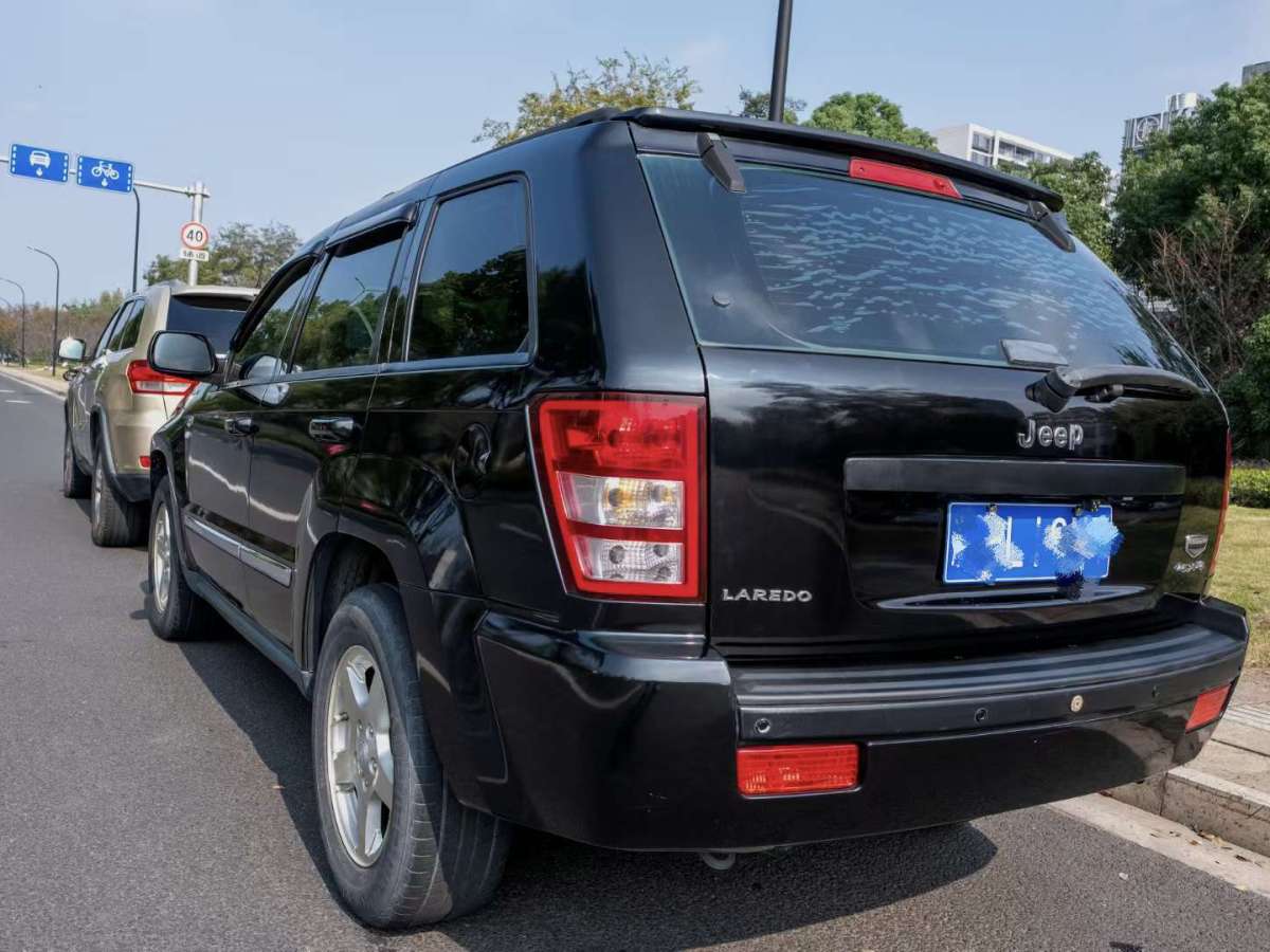 Jeep 大切諾基  2008款 3.7L圖片