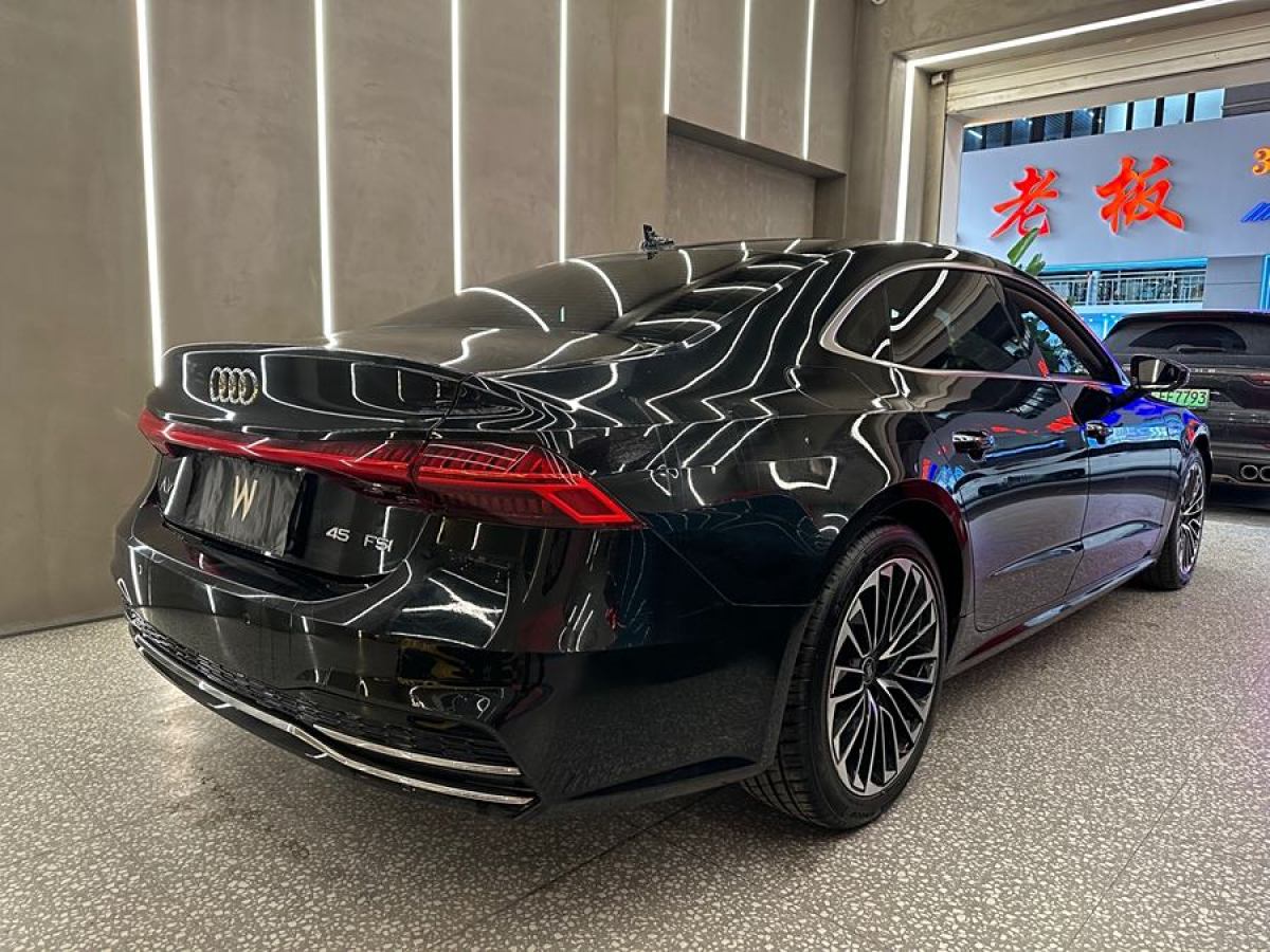 奧迪 奧迪A7L  2022款 45 TFSI S-line 筑夢青春版圖片