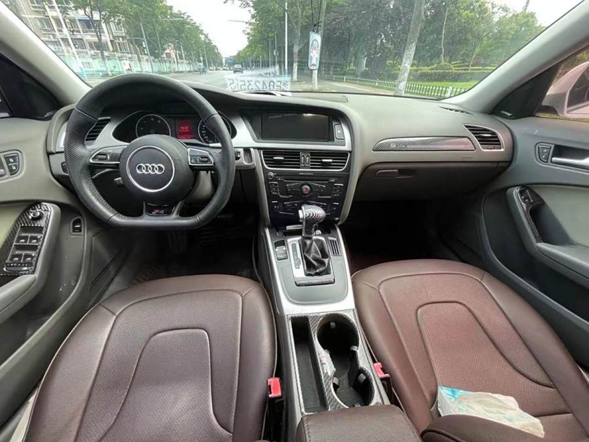 奧迪 奧迪A4L  2011款 2.0 TFSI 標(biāo)準(zhǔn)型圖片