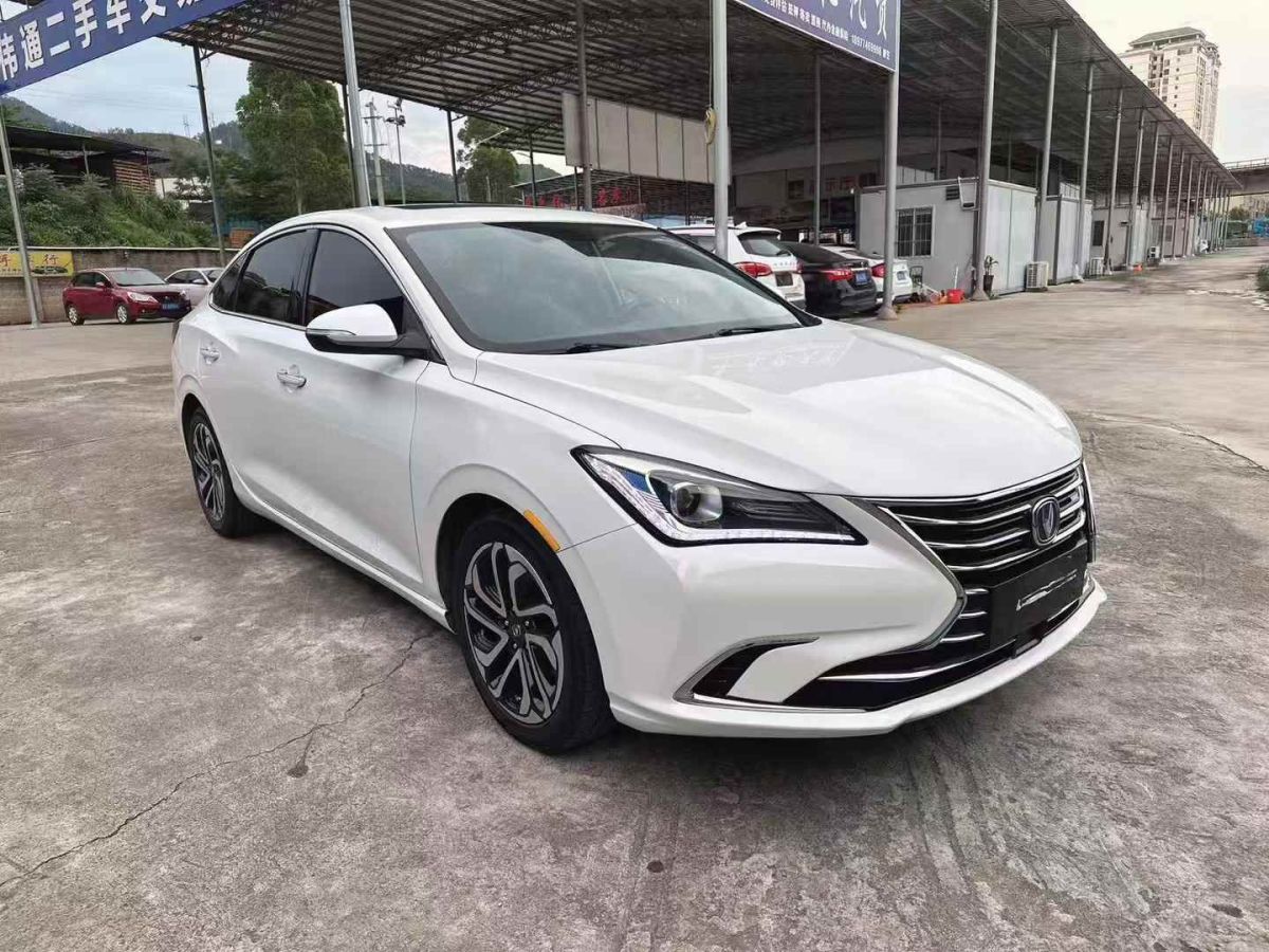 長(zhǎng)安 逸動(dòng)  2018款 1.6L GDI 自動(dòng)時(shí)尚型圖片