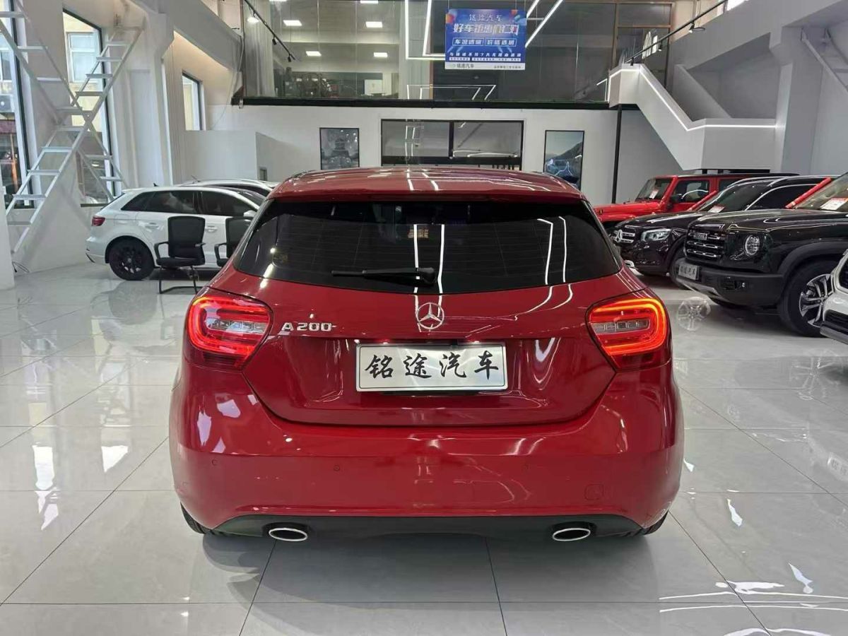 奔馳 奔馳A級(jí)AMG  2014款 AMG A 45 4MATIC圖片