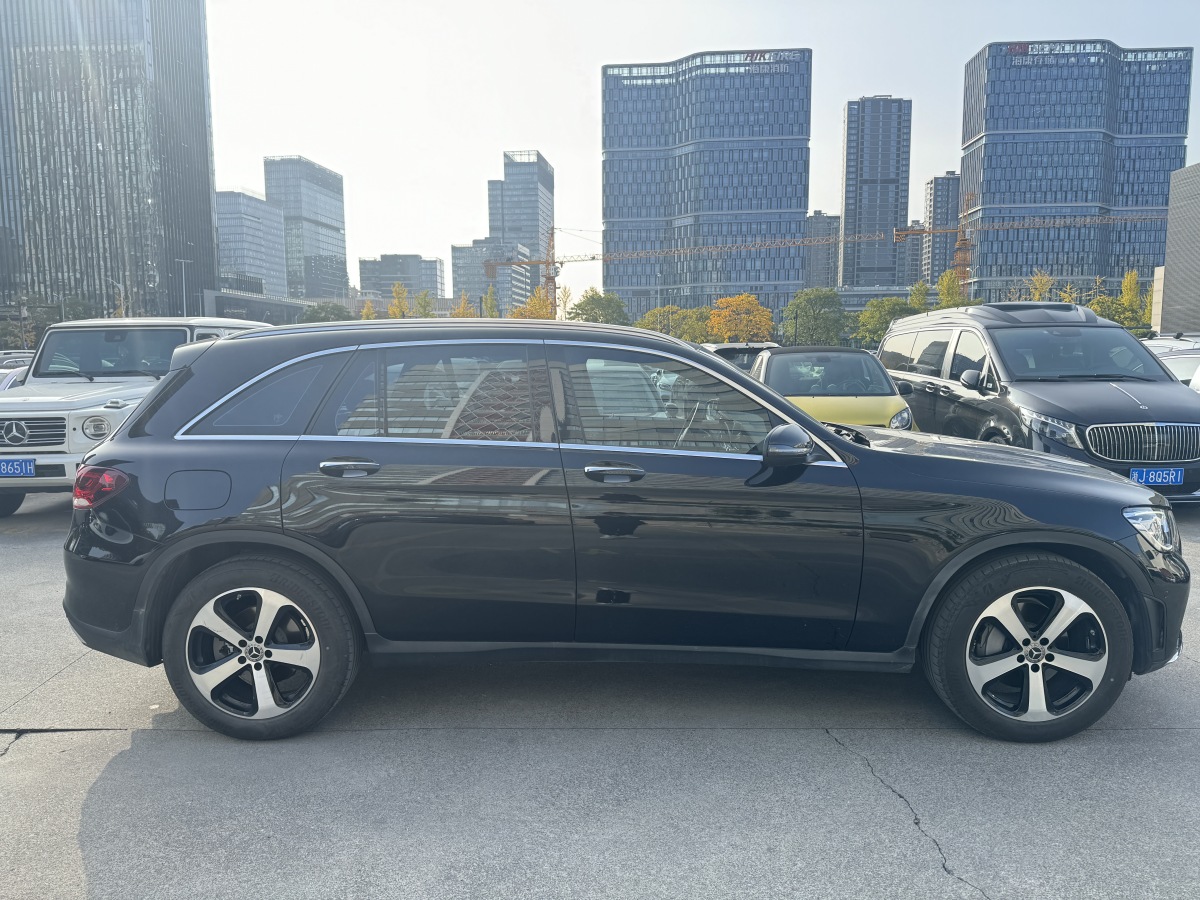 奔馳 奔馳GLC  2020款 改款 GLC 260 L 4MATIC 動(dòng)感型圖片