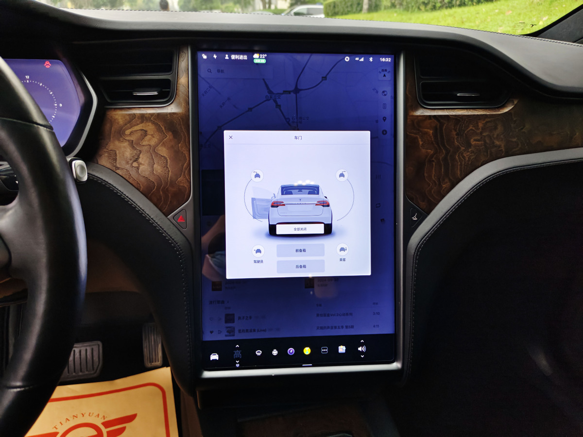 特斯拉 Model X  2019款 長續(xù)航版圖片