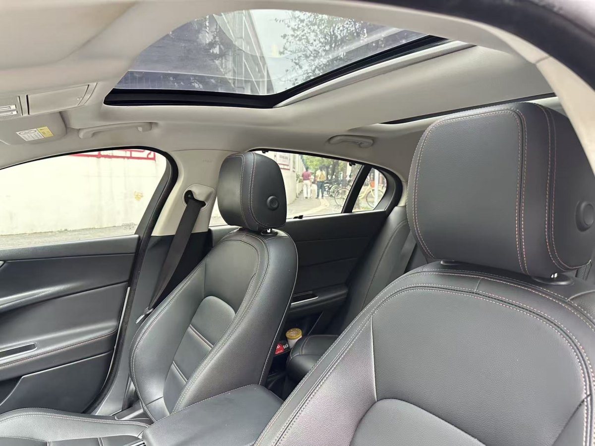 捷豹 XEL  2018款 2.0T 200PS 豪華版圖片