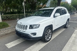指南者 Jeep 改款 2.4L 四驅(qū)豪華版