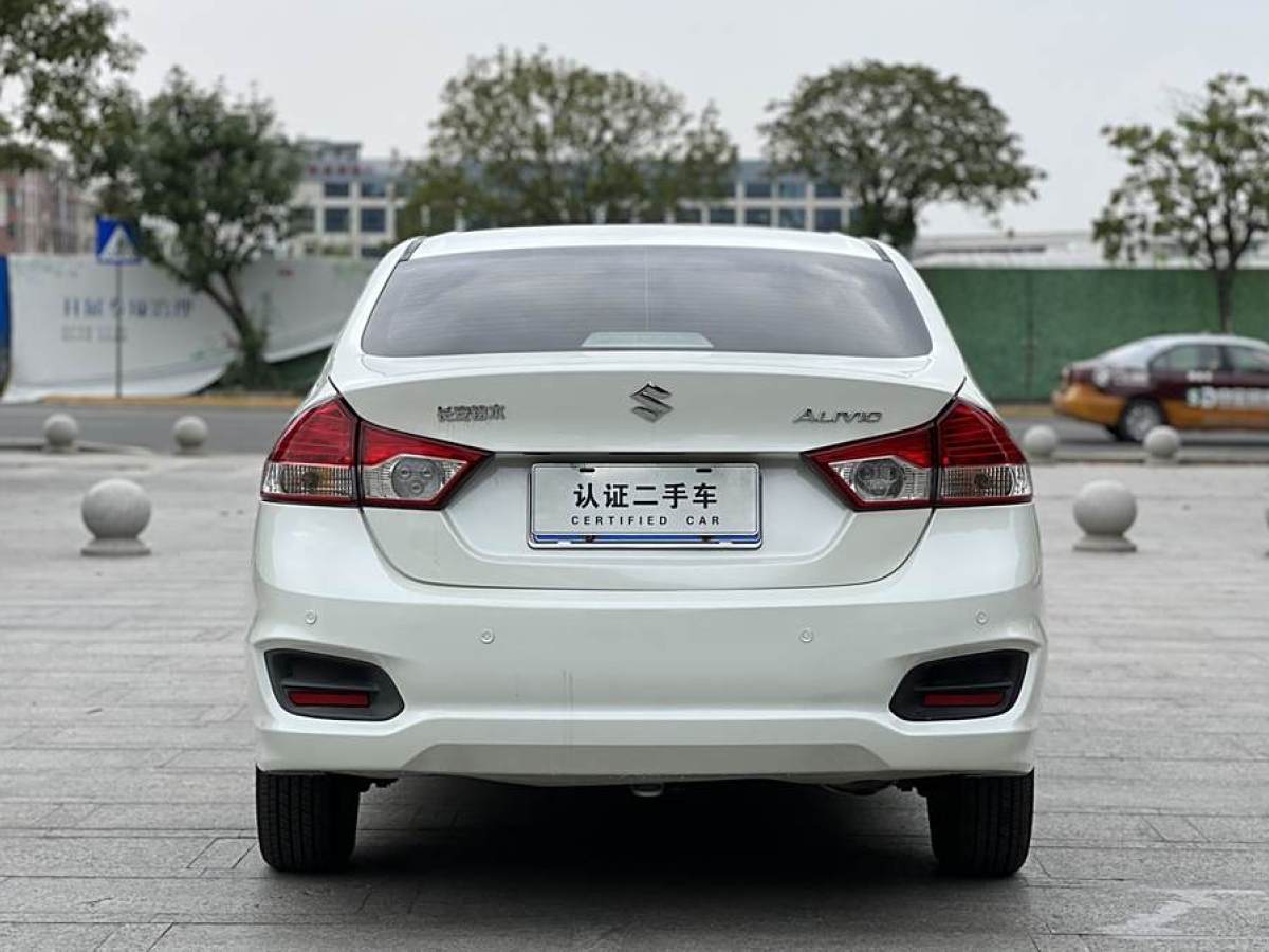 鈴木 啟悅  2015款 1.6L 自動(dòng)舒享型圖片