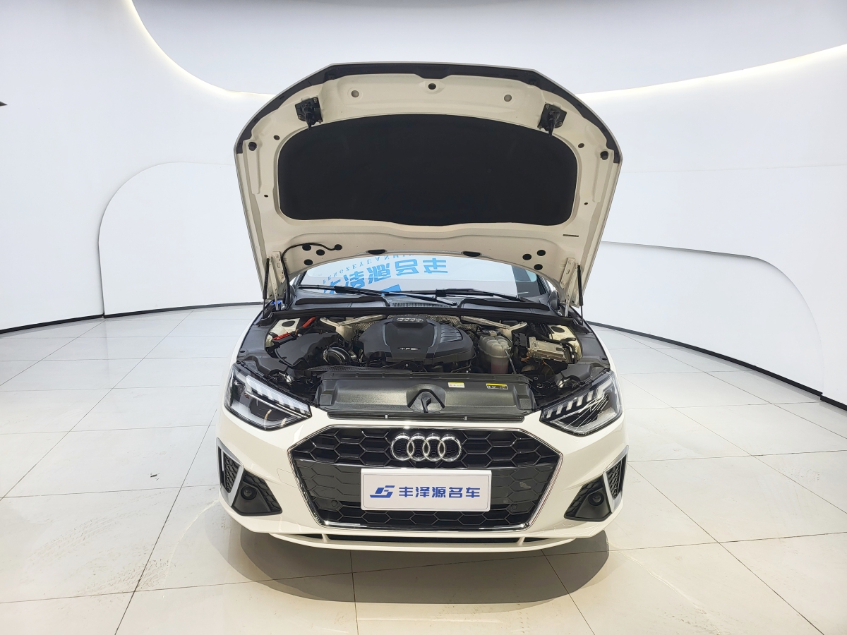 奧迪 奧迪A4L  2022款 40 TFSI 時尚動感型圖片