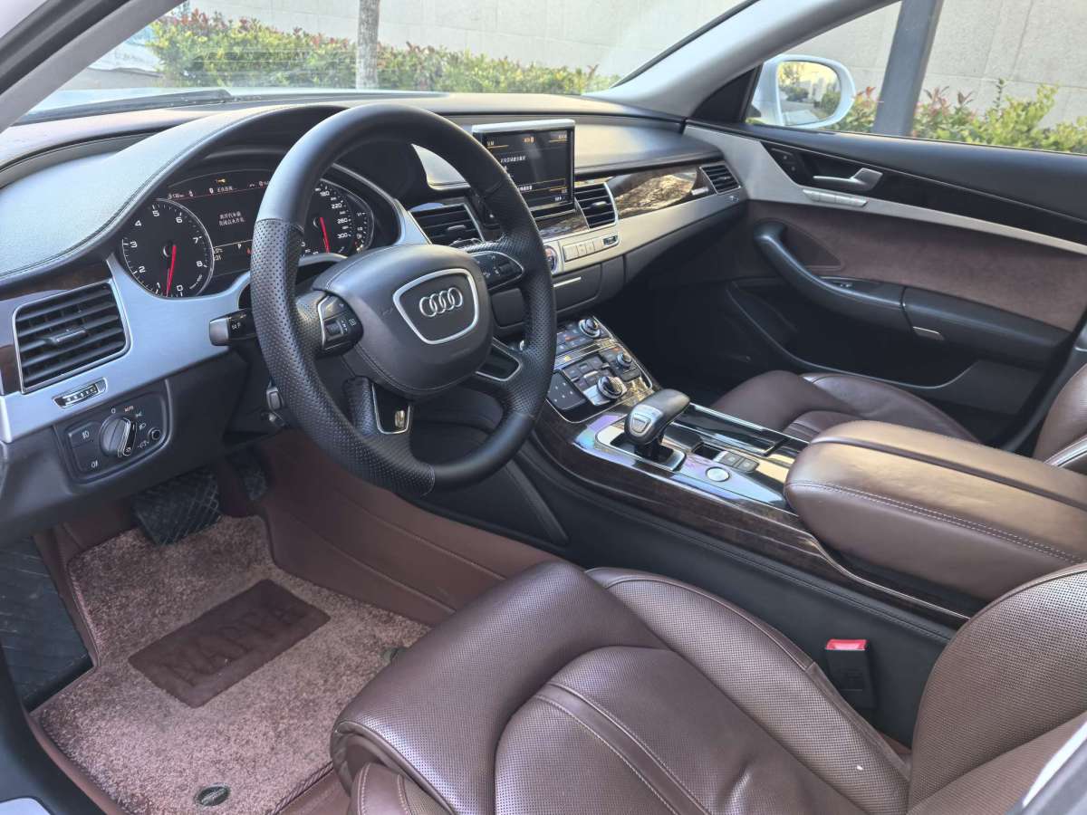 奧迪 奧迪A8  2013款 A8L 50 TFSI quattro豪華型圖片