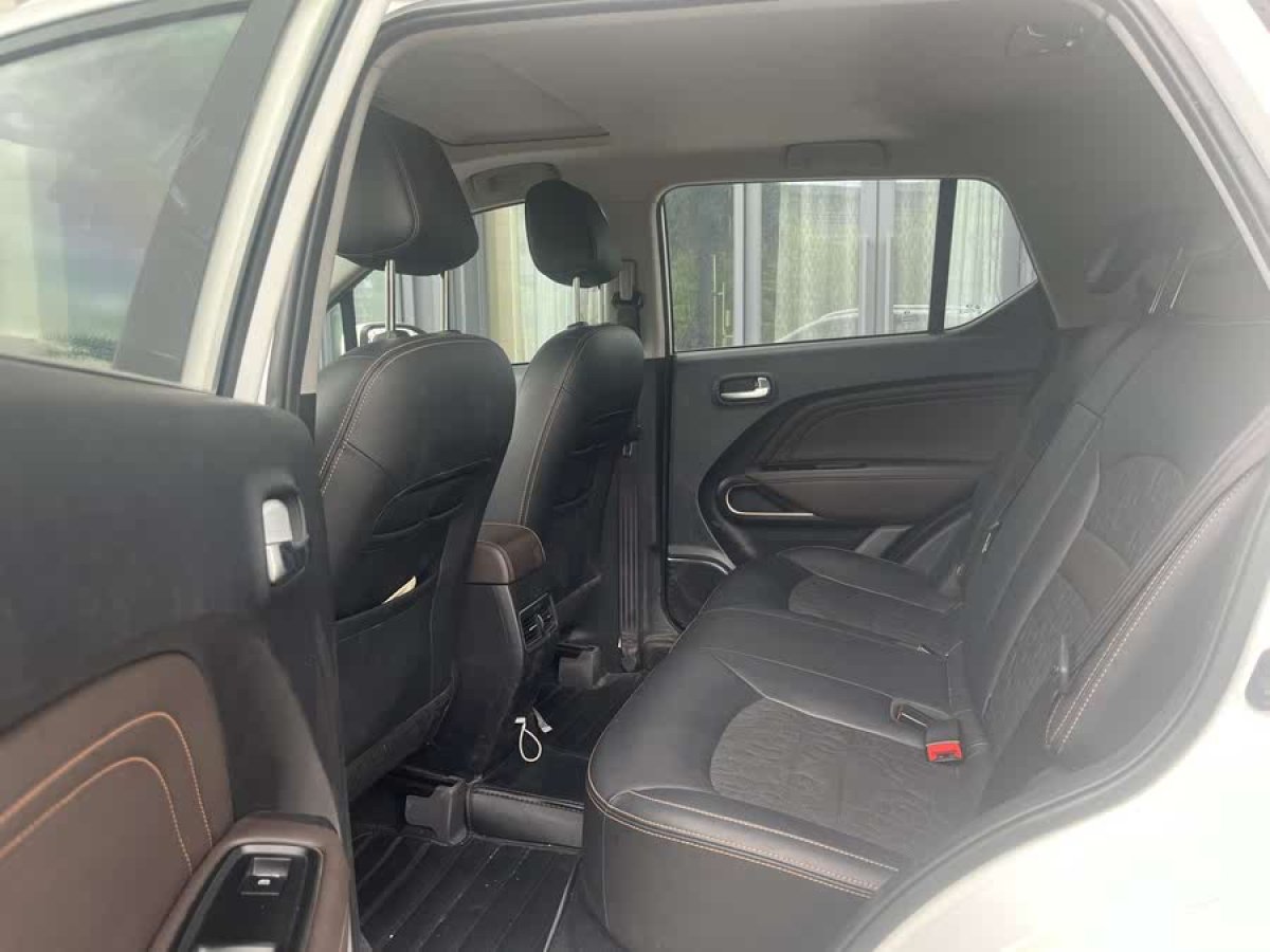 廣汽傳祺 GS3  2019款 235T 自動精英版圖片