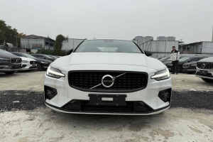 S60L 沃尔沃 B5 智雅运动版