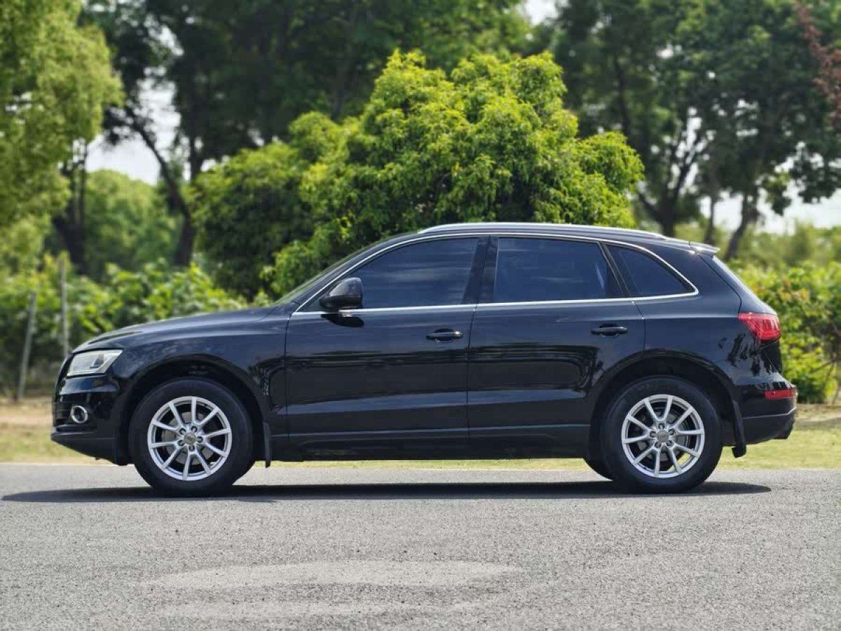 奧迪 奧迪Q5  2013款 40 TFSI 進(jìn)取型圖片
