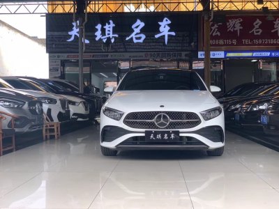 2022年9月 奔馳 奔馳A級(jí) 改款二 A 200 L 運(yùn)動(dòng)轎車時(shí)尚型圖片