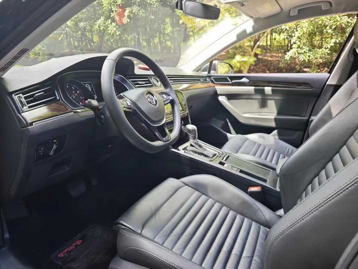 大眾 邁騰  2019款 280TSI DSG 領(lǐng)先型圖片