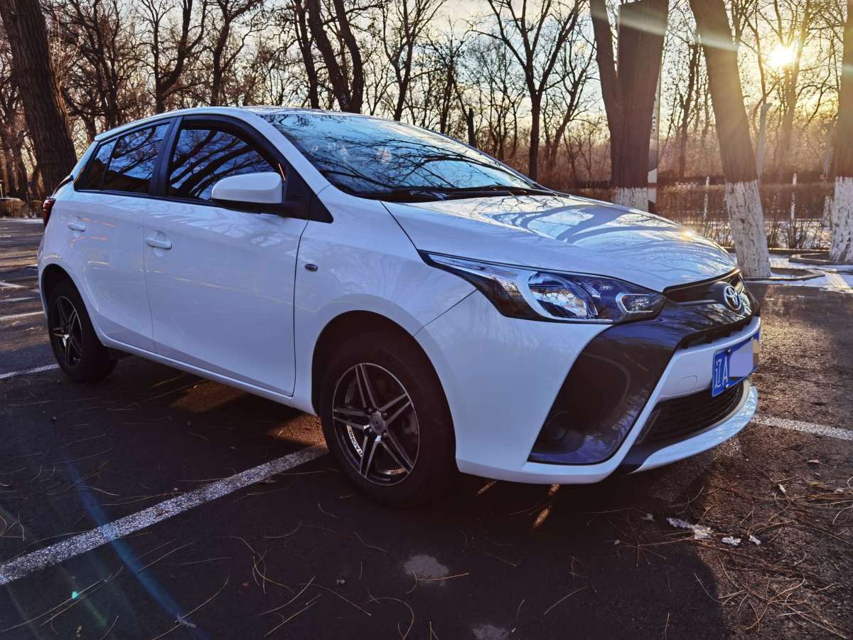 豐田 YARiS L 致炫  2020款 1.5L CVT領(lǐng)先版圖片