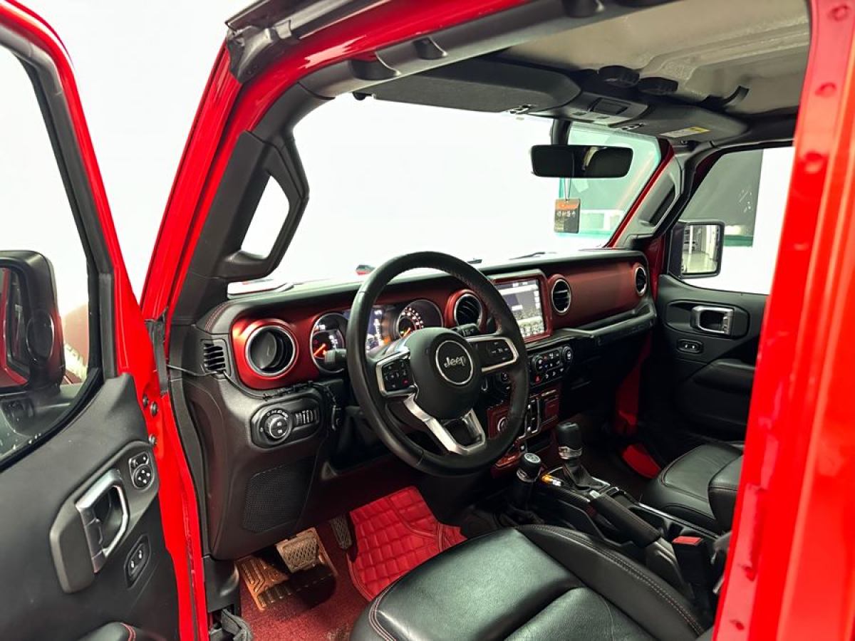 2019年3月Jeep 牧馬人  2019款 2.0T Rubicon 四門版 國VI