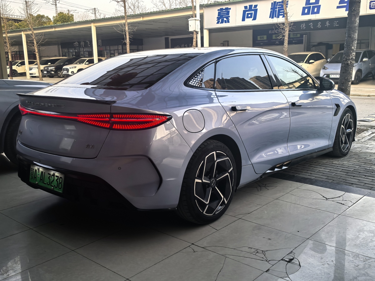 比亞迪 海豹  2022款 700km 長(zhǎng)續(xù)航后驅(qū)版圖片