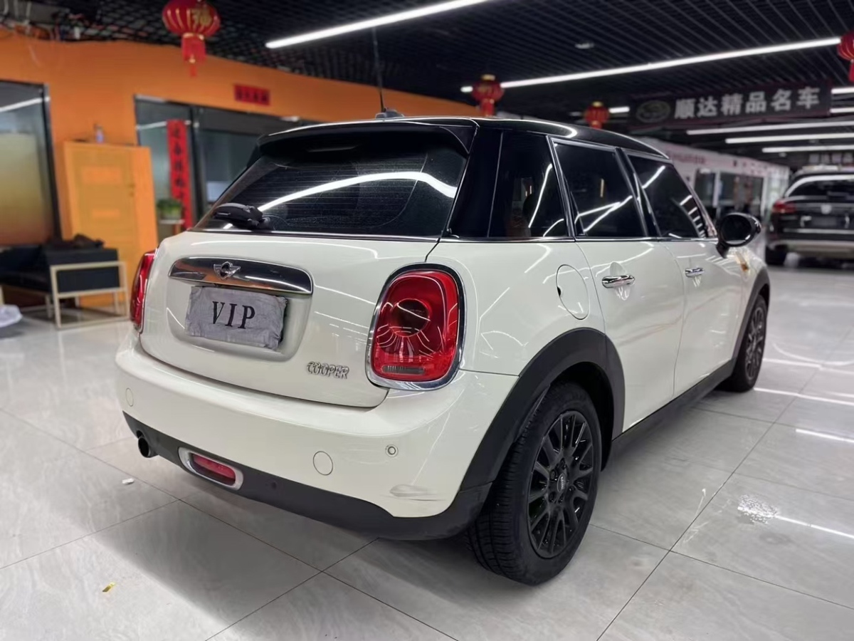 MINI MINI  2018款 1.5T COOPER 色彩紀(jì)念版 五門版圖片