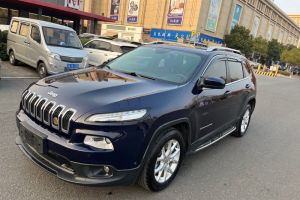 自由光 Jeep 2.4L 領(lǐng)先版