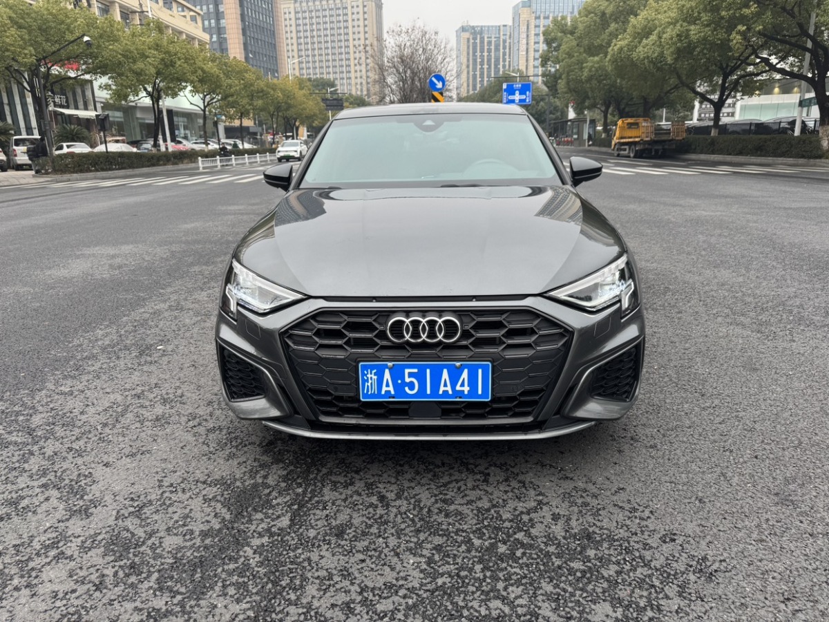 奧迪 奧迪A3  2023款 Sportback 35 TFSI 時(shí)尚運(yùn)動(dòng)型圖片