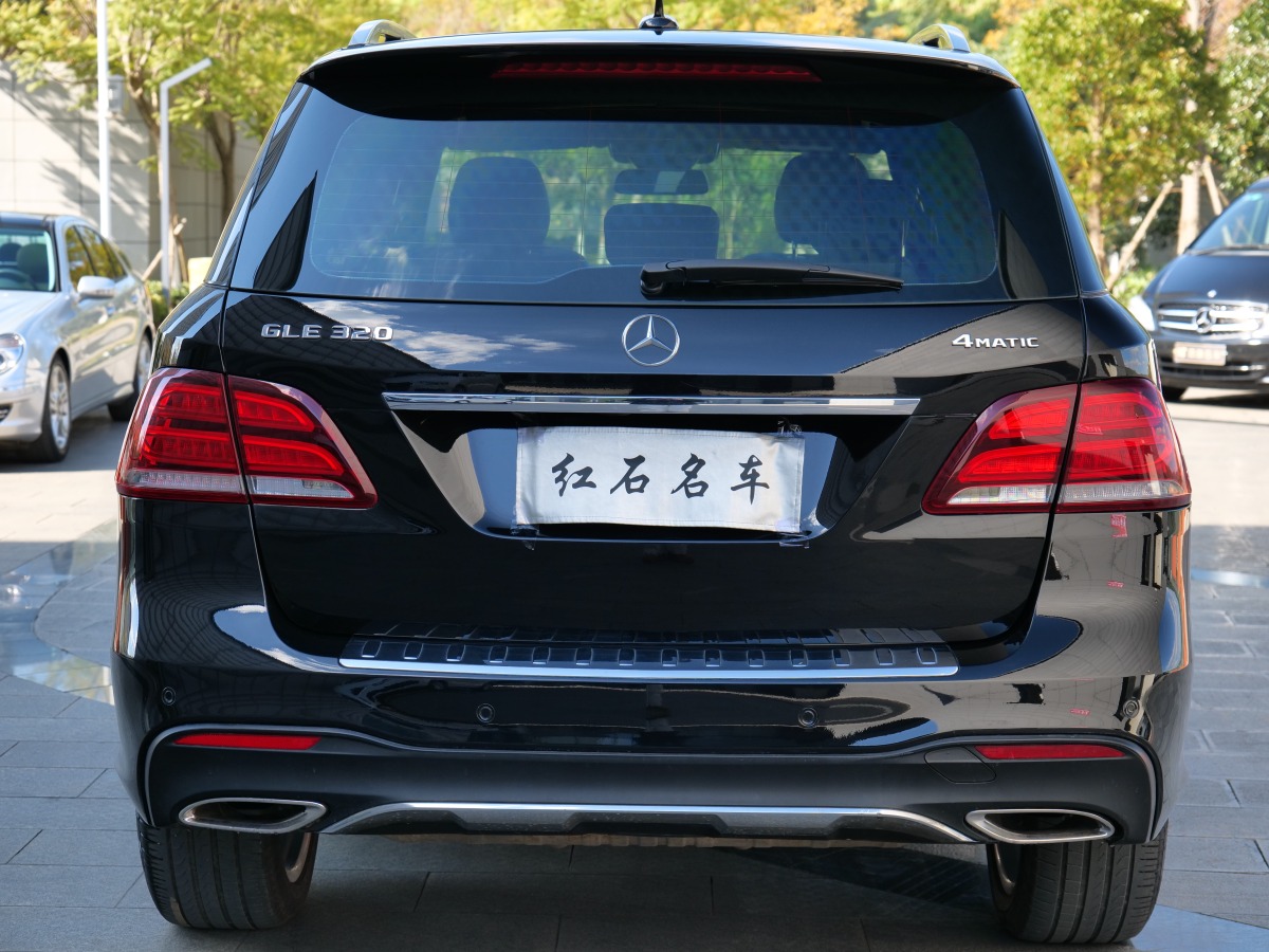 奔馳 奔馳GLE  2018款 GLE 320 4MATIC 豪華型臻藏版圖片