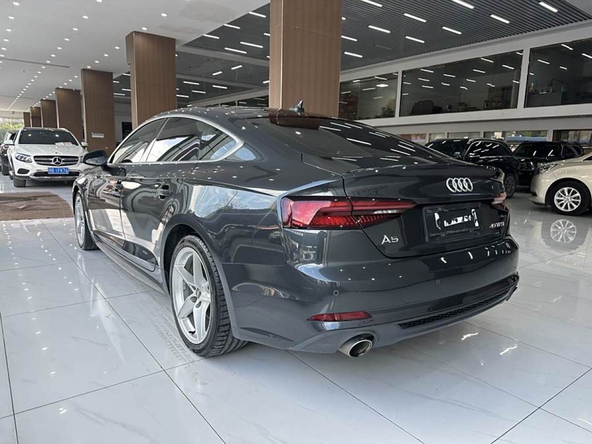 2019年10月奧迪 奧迪A5  2019款 Sportback 40 TFSI 時(shí)尚型