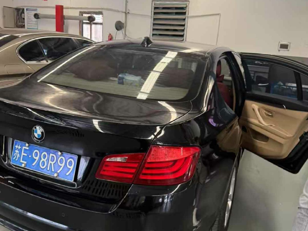 寶馬 寶馬5系  2011款 550i 4.8T V8后驅(qū)版圖片