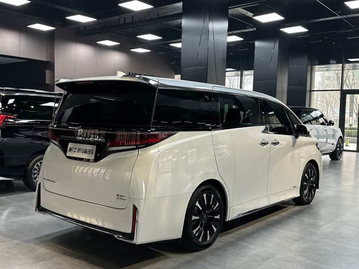 豐田 威爾法  2024款 皇冠 雙擎 2.5L 至尊行政版圖片