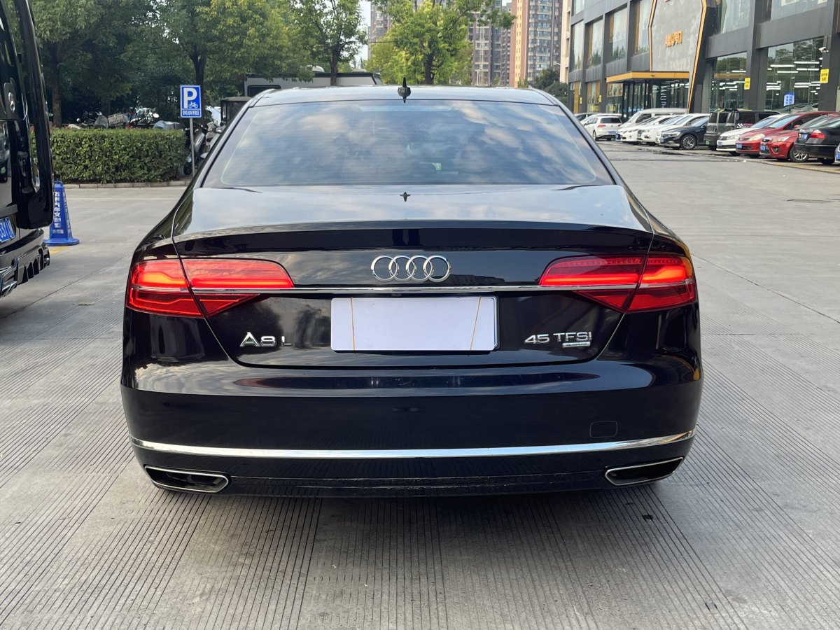 奧迪 奧迪A8  2017款 A8L 45 TFSI quattro豪華型圖片