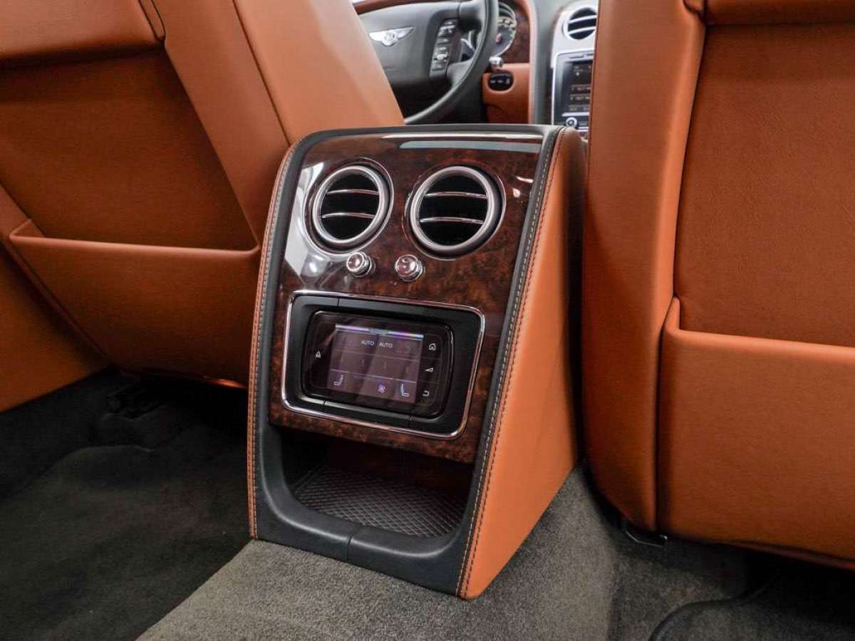 2015年02月宾利 飞驰  2014款 4.0T V8 标准版