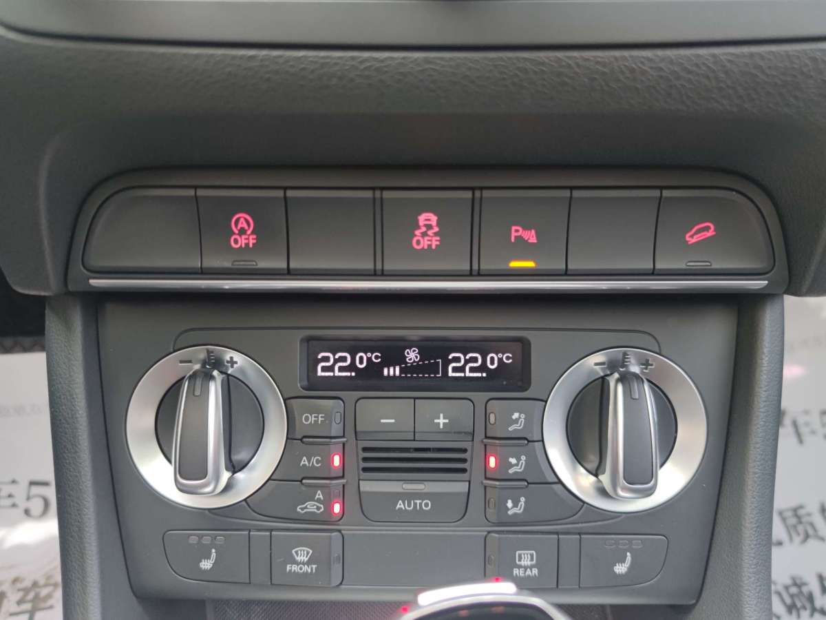 奧迪 奧迪Q3  2013款 35 TFSI quattro 舒適型圖片