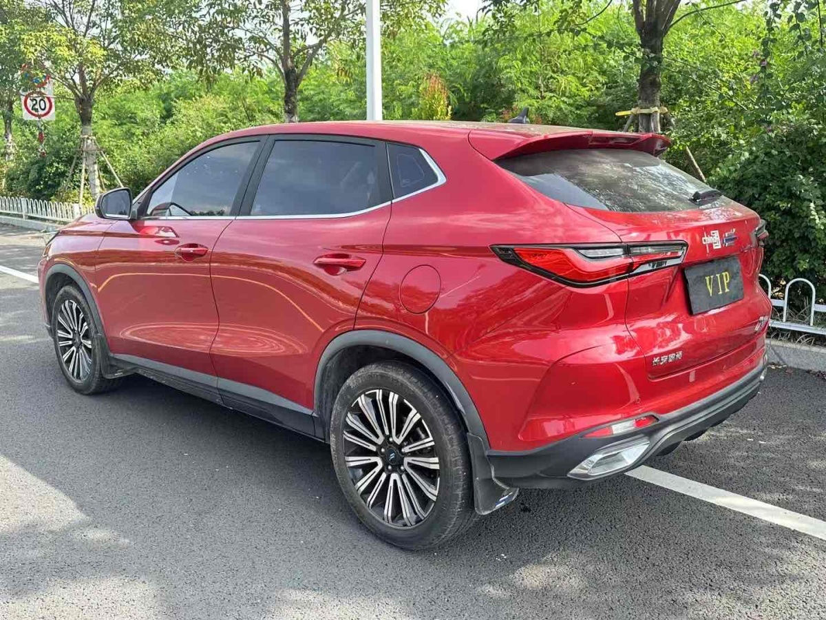 長(zhǎng)安歐尚 長(zhǎng)安歐尚X5  2021款 1.5T DCT尊貴型圖片