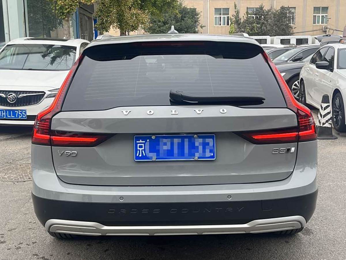 2024年4月沃爾沃 V90  2024款 Cross Country B5 AWD 智尊版