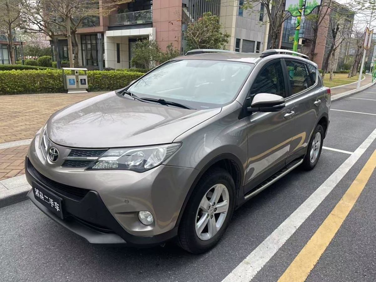 2014年9月豐田 RAV4榮放  2013款 2.0L CVT兩驅(qū)都市版