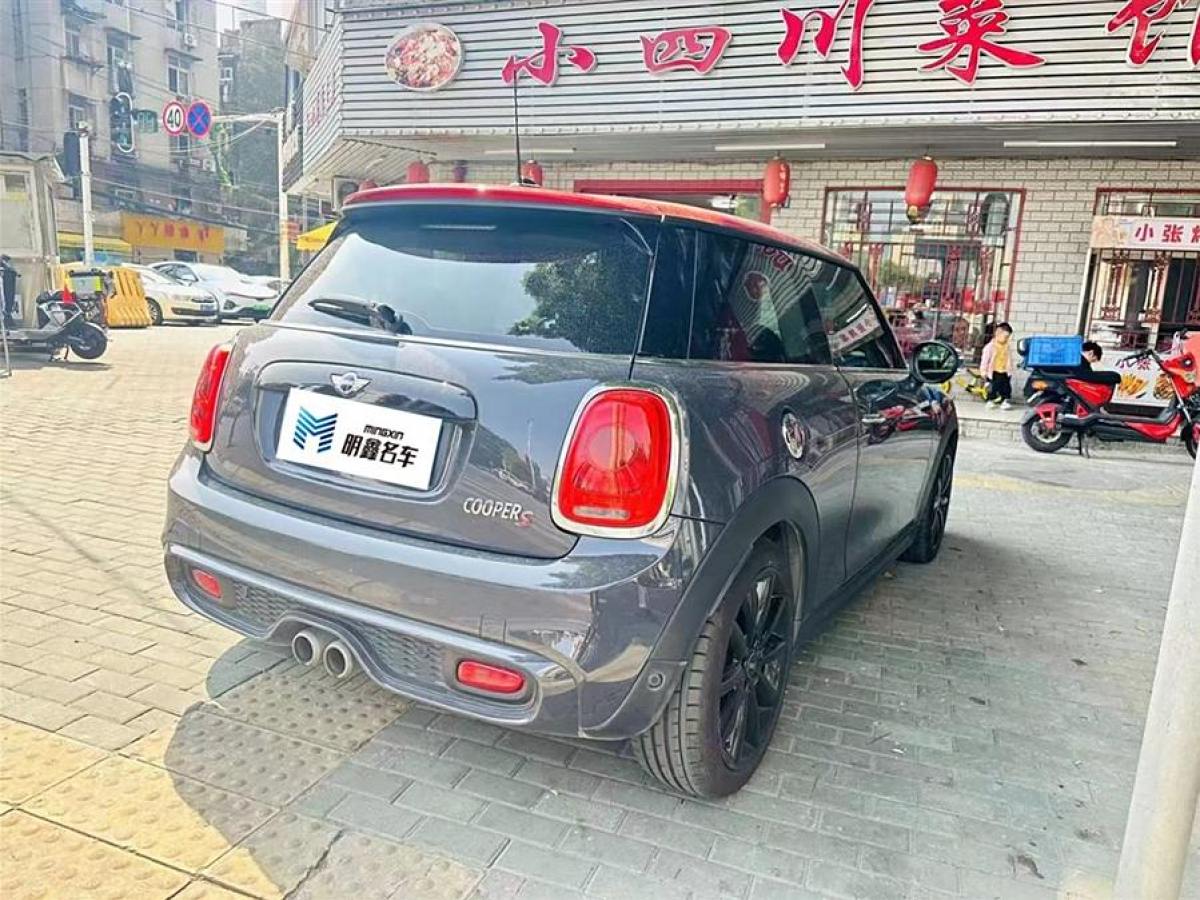 MINI CLUBMAN  2017款 2.0T COOPER S 賽車控圖片