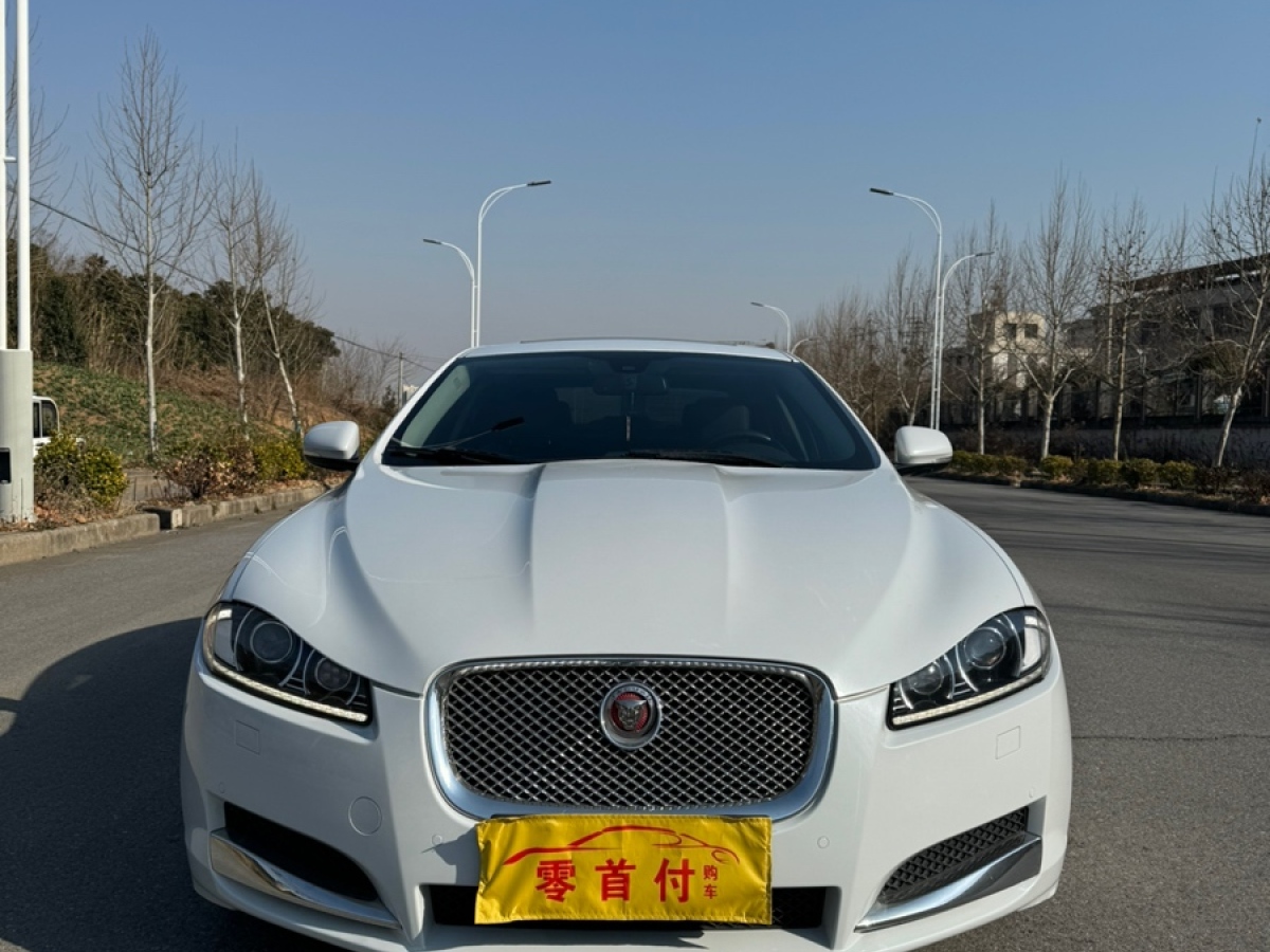 捷豹 XF  2015款 XF 2.0T 80周年典藏豪華版圖片